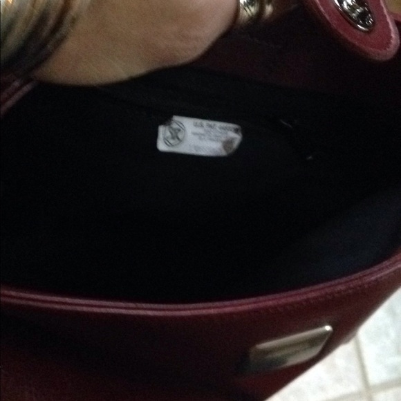 Super cute esprit bag burgundy - Picture 4 of 5
